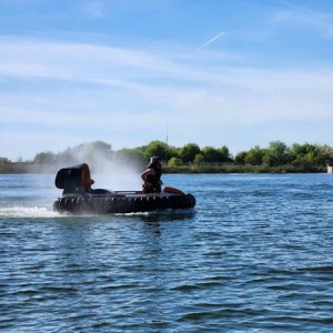 Дрифтирайте по суша и вода с „Hovercraft за един човек‘‘ в София Дрифтирайте по суша и вода с „Hovercraft за един човек‘‘ в София