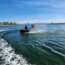 Дрифтирайте по суша и вода с „Hovercraft за един човек‘‘ в София Дрифтирайте по суша и вода с „Hovercraft за един човек‘‘ в София