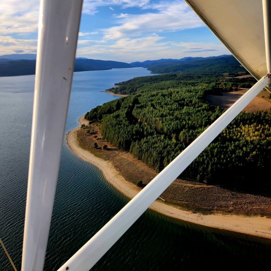 Сред облаците и над водата с "Полет с летяща лодка ( хидроплан - амфибия ) над яз. Искър" от Makaroon