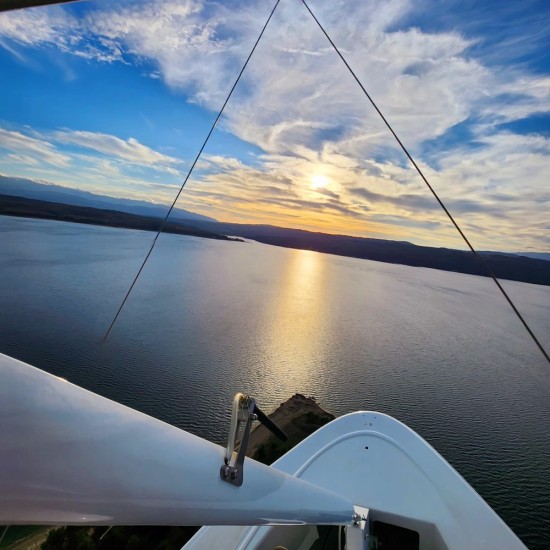Сред облаците и над водата с "Полет с летяща лодка ( хидроплан - амфибия ) над яз. Искър" от Makaroon