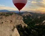 Полъх на адреналин с  Панорамно издигане с балон край Мелник oт Makaroon