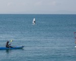 Рейте се над морската длъж с  „Наем на лодка кану за 30 минути" от Makaroon