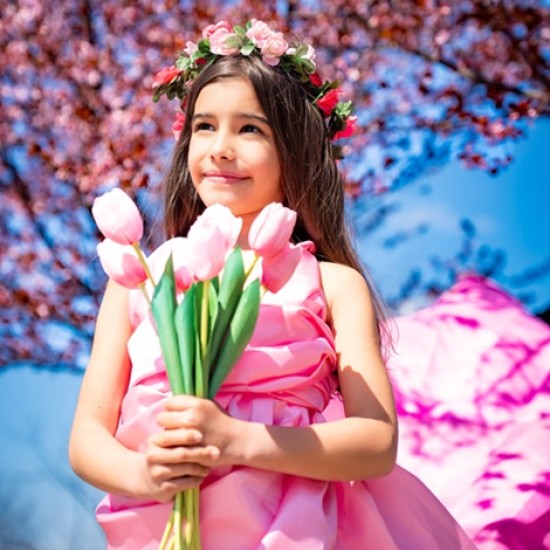 Сбъднете мечтата на Вашата малка принцеса с Фотосесия Flying dress Little princess в Пловдив от Makaroon