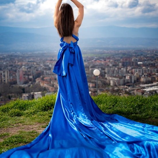 Изживейте своя специален момент с фотосесия Flying dress Queen в Пловдив от Makaroon