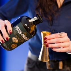 Дегустация на 7 вида джин - преживяване за ентусиасти