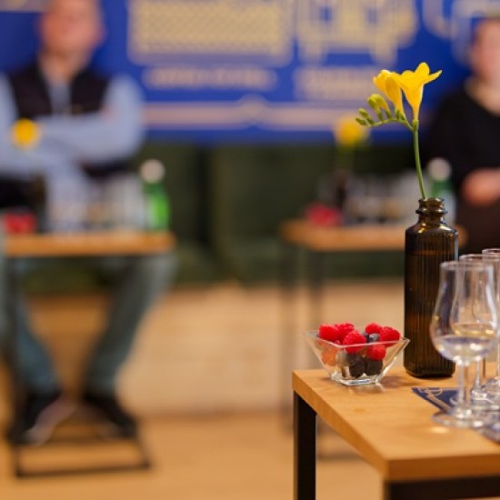 Специално преживяване за любители на джина - дегустация на 7 вида джип от Makaroon