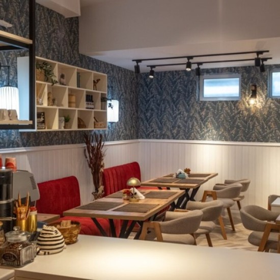 Чудесата на Родопите Ви очакват с 3 нощувки за двама в Златоград със закуски, спа и обиколка по Светите места от Makaroon