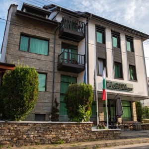 Уикенд спа пакет за двама със закуски и вечери в Golden City Hotel Zlatograd, гр. Златоград + музикална вечер в Aqua SPA 5* Уикенд спа пакет за двама със закуски и вечери в Golden City Hotel Zlatograd, гр. Златоград + музикална вечер в Aqua SPA 5*