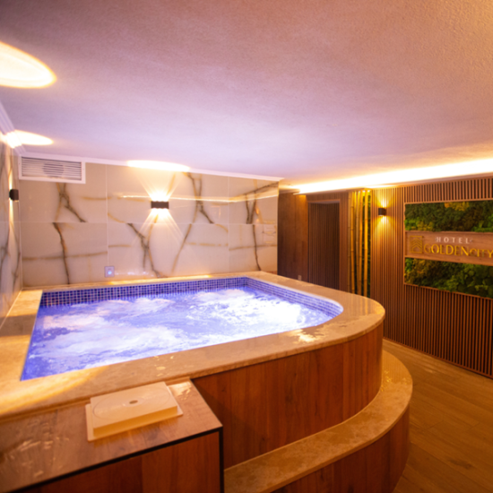 Чудесата на Родопите Ви очакват с 3 нощувки за двама в Златоград със закуски, спа и обиколка по Светите места от Makaroon