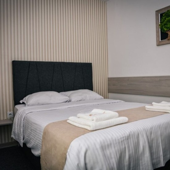 Чудесата на Родопите Ви очакват с 3 нощувки за двама в Златоград със закуски, спа и обиколка по Светите места от Makaroon