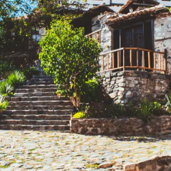 Чудесата на Родопите – 3 нощувки със закуски и спа за двама в Golden City Hotel Zlatograd, гр. Златоград + обиколка по Светите места Чудесата на Родопите – 3 нощувки със закуски и спа за двама в Golden City Hotel Zlatograd, гр. Златоград + обиколка по Светите места