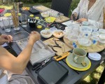 Създайте своето уникално бижу от естествени камъни и коприна по време на тaзи творческa работилница от Makaroon Създайте своето уникално бижу от естествени камъни и коприна по време на тaзи творческa работилница от Makaroon