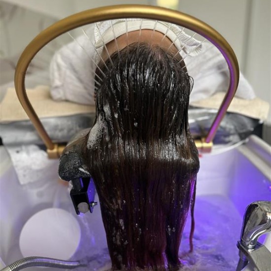 Подарете на косата си пълноценна грижа с Head SPA therapy + сешоар в Swan hair & beauty от Makaroon Подарете на косата си пълноценна грижа с Head SPA therapy + сешоар в Swan hair & beauty от Makaroon