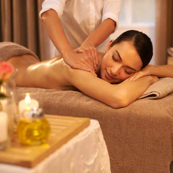 Класически масаж - процедура здраве и релакс в София от Макароон