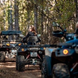 Офроуд разходка с АТВ и пикник с 3-степенно меню за двама край с. Устина, Пловдив Офроуд разходка с АТВ и пикник с 3-степенно меню за двама край с. Устина, Пловдив