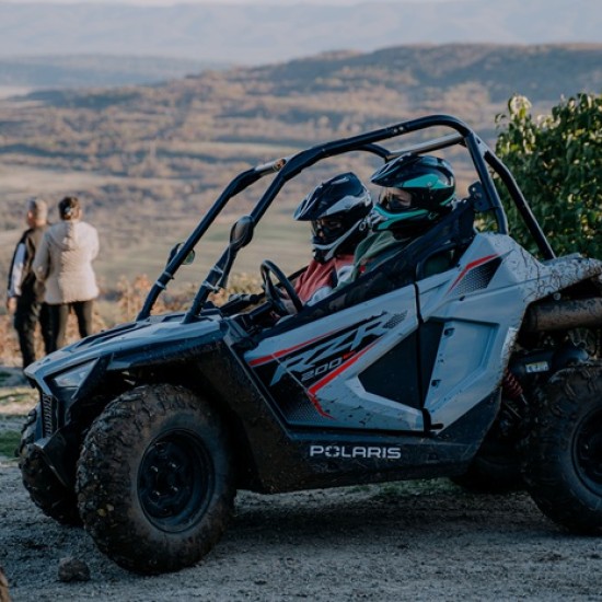 Gift - Extreme buggy ride Extreme gift - Offroad with a buggy near Arbanassi | Makaroon.bg