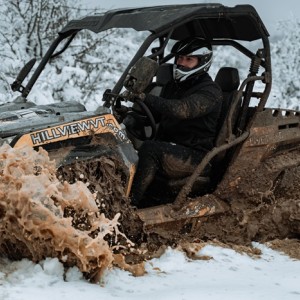 Зимно приключение за двама - Офроуд разходка с бъги висок клас край с. Устина, Пловдив
