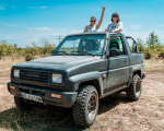 Extreme gift - Off-road jeep driving for two from Makaroon