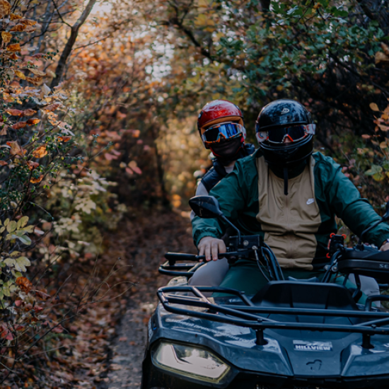 В близост до природата с 3-часов конен преход и АТВ разходка в района на Пловдив Makaroon
