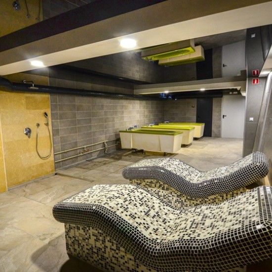 Насладете се на един незабравим уикенд със спа в къща за гости Хит Хот Хаус в с. Хотово, Сандански от Makaroon