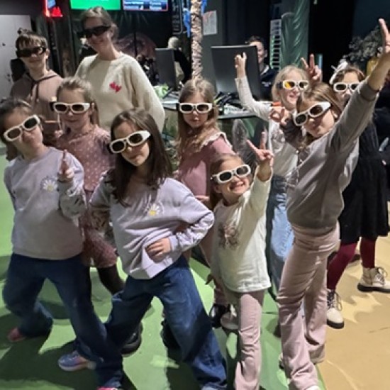 Създания и светове оживяват около Вас с Посещение на Hologram Zoo Sofia от Makaroon Създания и светове оживяват около Вас с Посещение на Hologram Zoo Sofia от Makaroon