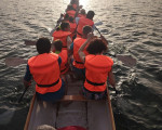 Плавай с драконова лодка на Рабишкото езеро от Макароон