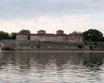 Изживейте едно незабравимо водно приключение с Разходка с лодка по Дунава за един човек във Видин от Makaroon Изживейте едно незабравимо водно приключение с Разходка с лодка по Дунава за един човек във Видин от Makaroon