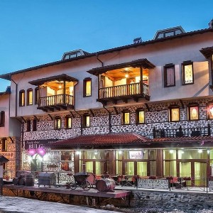 Overnight stay for two in Melnik including dinner and breakfast, spa and entrance to the wine museum Overnight stay for two in Melnik including dinner and breakfast, spa and entrance to the wine museum