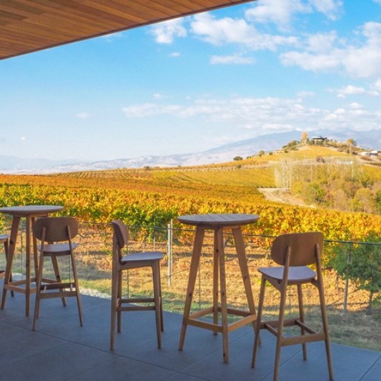 Организирайте си едно пълноценно бягство за двама с Кино и Вино в Мелник - 2 нощувки + дегустация и турове от Makaroon