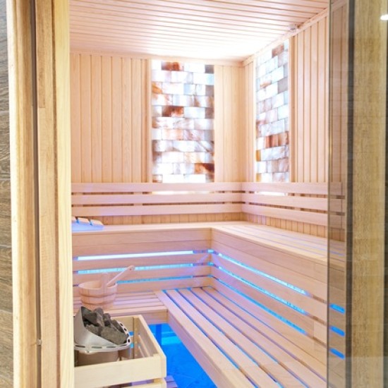 Семейна почивка в истински дом на културата с Нощувка за до 4 души в семеен апартамент в Хотел Еделвайс на връх Бузлуджа от Makaroon Семейна почивка в истински дом на културата с Нощувка за до 4 души в семеен апартамент в Хотел Еделвайс на връх Бузлуджа от Makaroon