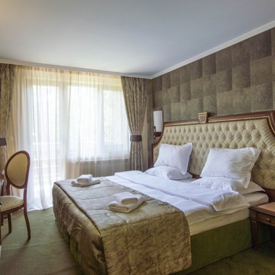 Организирайте своята почивка в дома на културния елит с Нощувка за двама в Хотел Еделвайс на връх Бузлуджа от Makaroon Организирайте своята почивка в дома на културния елит с Нощувка за двама в Хотел Еделвайс на връх Бузлуджа от Makaroon