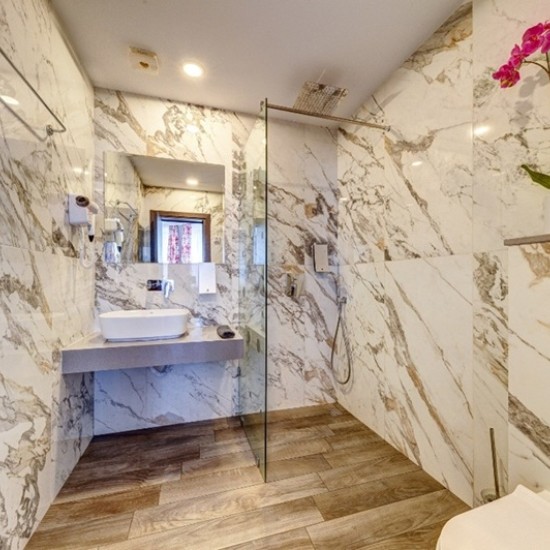 Enjoy a spa vacation with the opportunity for complete relaxation with a Weekend for Two at Hotel Kiparis, Smolyan from Makaroon Enjoy a spa vacation with the opportunity for complete relaxation with a Weekend for Two at Hotel Kiparis, Smolyan from Makaroon