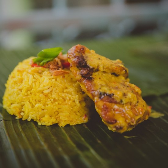 Индонезийска кухня: Дегустация на седемстепенно меню за двама - Всички Артикули - 80.00 | Makaroon.bg Индонезийска кухня: Дегустация на седемстепенно меню за двама | Makaroon.bg