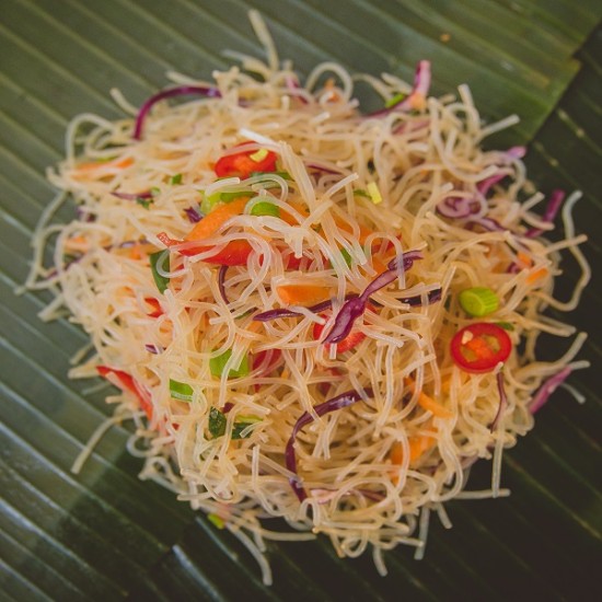 Индонезийска кухня: Дегустация на седемстепенно меню за двама - Всички Артикули - 80.00 | Makaroon.bg Индонезийска кухня: Дегустация на седемстепенно меню за двама | Makaroon.bg