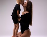 Вижте своята история в снимки с професионална фотосесия за до 4 души в Стара Загора в Makaroon