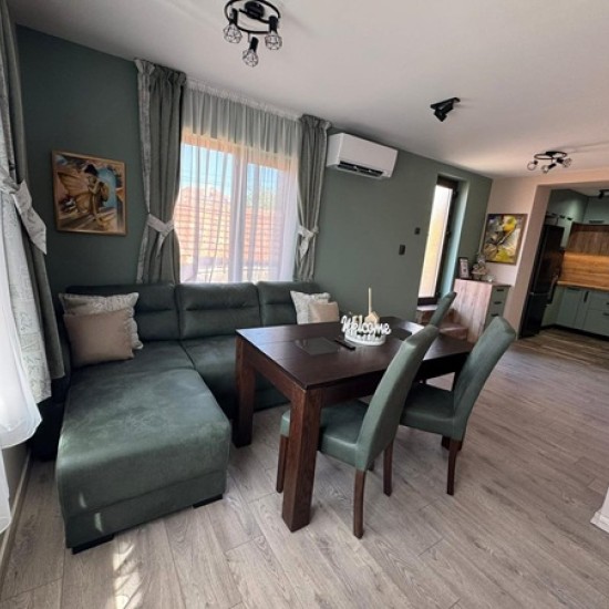 Почивка сред уют и планински гледки в самостоятелна къща за гости Камберови, гр. Калофер от Makaroon