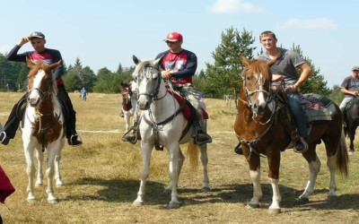 Приключение за всеки вкус: Конен преход, АТВ забавление и пикник край Боровец