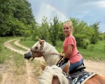 Спокойствие, красота и... коне - насладете се на Конна езда из природата на Стара планина и с. Кърнаре от Makaroon Спокойствие, красота и... коне - насладете се на Конна езда из природата на Стара планина и с. Кърнаре от Makaroon