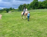 Спокойствие, красота и... коне - насладете се на Конна езда из природата на Стара планина и с. Кърнаре от Makaroon Спокойствие, красота и... коне - насладете се на Конна езда из природата на Стара планина и с. Кърнаре от Makaroon