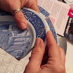 Porcelain and Gold: Kintsugi Workshop in Veliko Tarnovo Porcelain and Gold: Kintsugi Workshop in Veliko Tarnovo