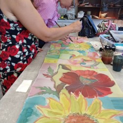 Make a glass decoration at the Art Glass Workshop in Veliko Tarnovo Make a glass decoration at the Art Glass Workshop in Veliko Tarnovo