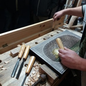 Магията на Дърворезбата: Работилничка за дърворезба във Велико Търново