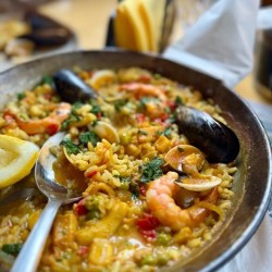 С вкус на Испания: Вечеря с 4-степенно меню по избор за двама в La Barraka Bistro в с. Говедарци