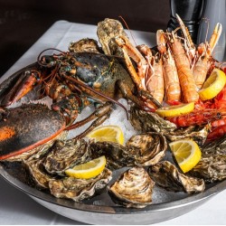 Дегустация на сурова риба за двама в италиански ресторант Lazy Dolcevita