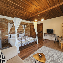 Нощувка за двама в стая Делукс в Панорама Хаус, с. Лещен