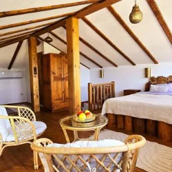 Сред природата с „Нощувка във Вила Панорама 2“ в с. Лещен Сред природата с „Нощувка във Вила Панорама 2“ в с. Лещен