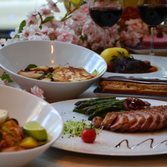 Френска гурме кухня: Дегустация на петстепенно меню за двама в Лили Фам | Makaroon.bg