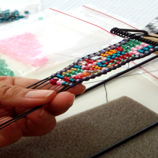 Детско парти (рожден ден) с творчество: Изработка на бижута, картички и пана - Всички Артикули - 176.00 | Makaroon.bg Детско парти (рожден ден) с творчество: Изработка на бижута, картички и пана | Makaroon.bg