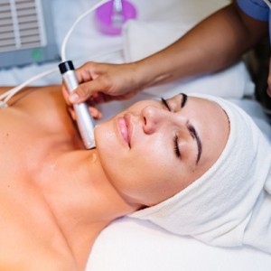 LPG за лице: Процедура за изглаждане на фините бръчици и озаряване на погледа