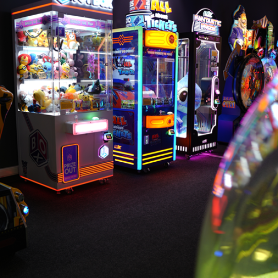 Играете и се забавлявайте в центрове Mega fun - аркадни игри за всеки от Makaroon Играете и се забавлявайте в центрове Mega fun - аркадни игри за всеки от Makaroon